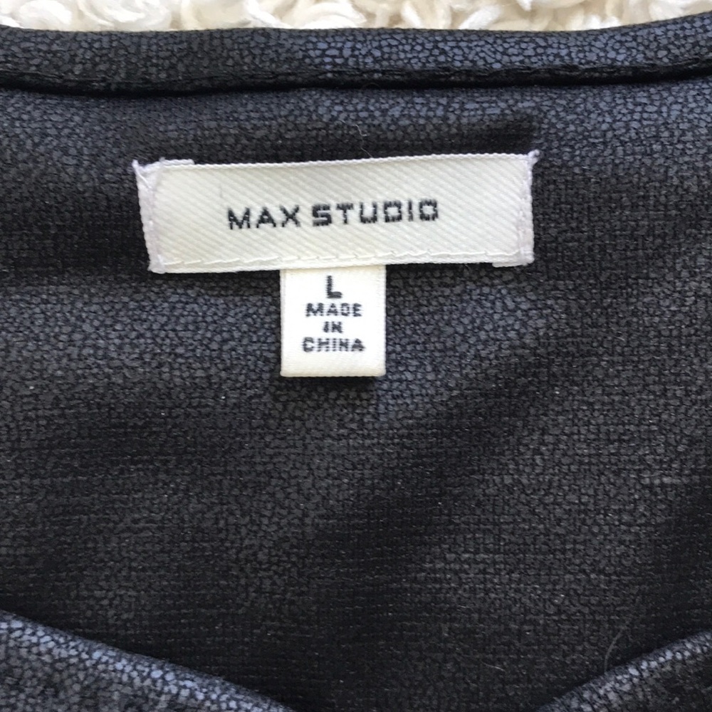 Beautiful Max Studio jacket - Picture 2 of 3